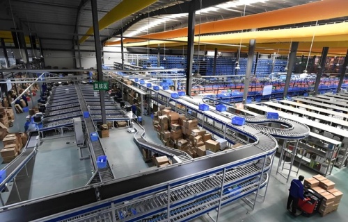 Kette eines Kettenförderers.jpg Kette eines Kettenförderers.jpg